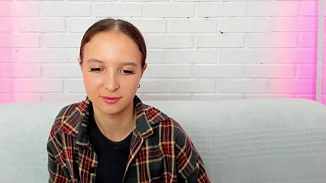 AngelsLovers Adlı Modelin Canlı XXX Sohbeti