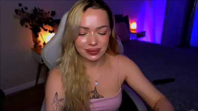 Chat +18 de Lily_Yin ao vivo