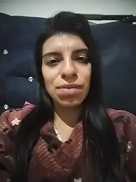 Chat XXX en directo de Ariell_Kieran