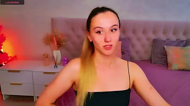 JasminUqueen Obrolan Langsung XXX