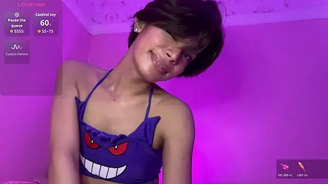 แชท XXX สดของ urtwinkbrixz