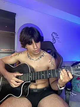 Chat +18 de Alexx_Cano_ ao vivo