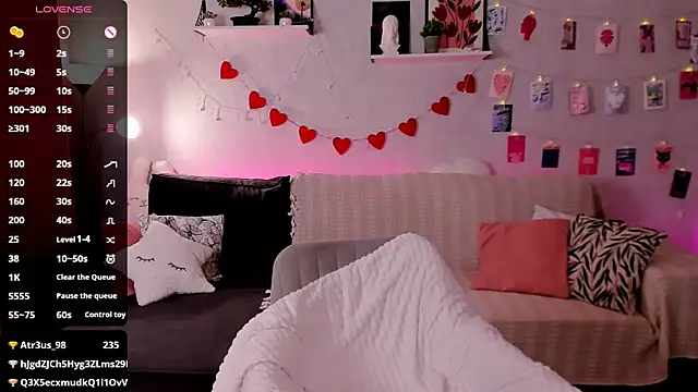 BellaCaress – Naživo XXX chat