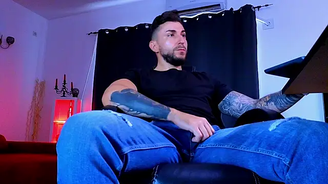 MightyAaron66 라이브 XXX 채팅