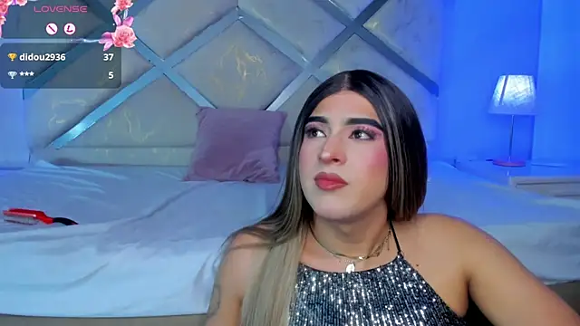 Czat XXX na żywo – cami_rouxx