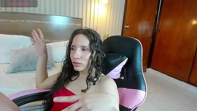 Chat +18 de valeryn__rosse ao vivo