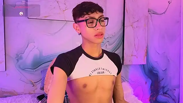 Owen_JP Live XXX Chat