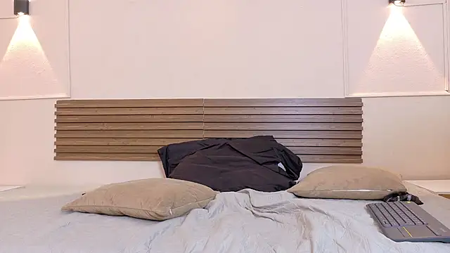 XXX chat uživo modela Max_saenz