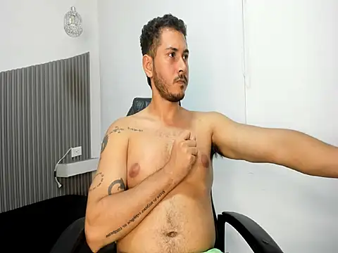 ashlan_king Adlı Modelin Canlı XXX Sohbeti