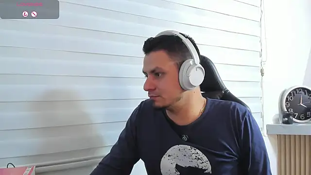 Rick_Adams live XXX chat