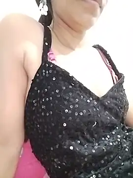 XXX chat uživo modela Cute-Naavya