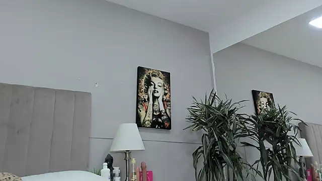 Angie_abby live XXX chat
