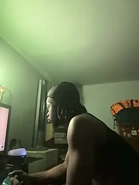 צ'אט XXX בשידור חי של TheMightyDxXx