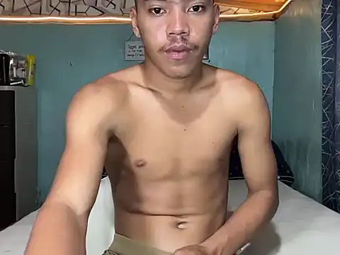 slimraz02 Adlı Modelin Canlı XXX Sohbeti