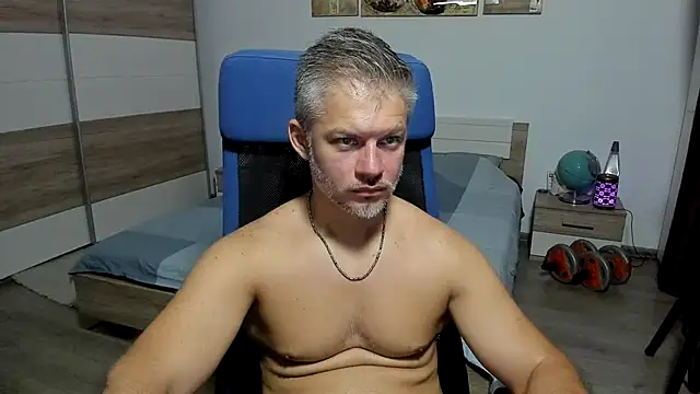 RobbyShawz Show in webcam
