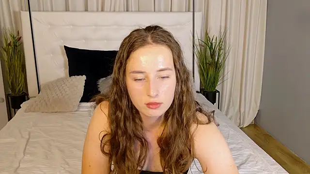 Онлайн чат XXX NadinnL