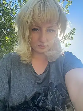 Živý XXX chat RonnieKiss