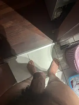 juliomfar69 live XXX chat