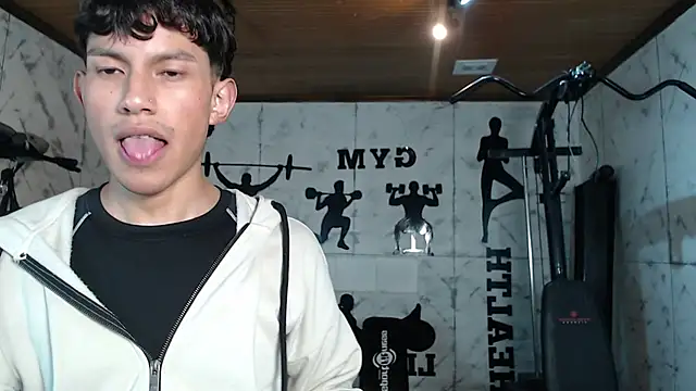 Pierre_Leroy_ live XXX chat