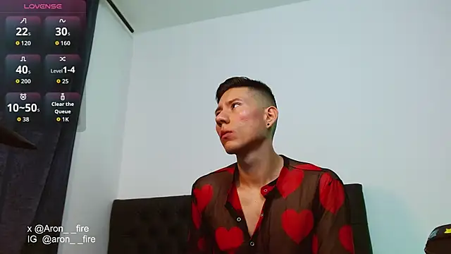 Chat XXX en directo de aron__fire