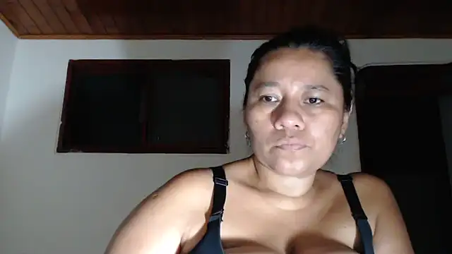 Chat XXX ao vivo de adrixxx38