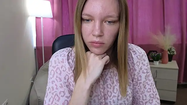 Chatroom XXX en direct de ElainaMoras