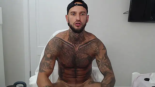 maxi_foxxx Chat XXX in diretta