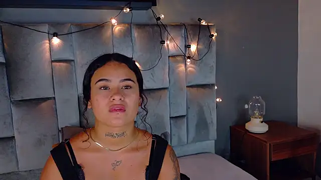Chat XXX en directo de MatildaTaylor__