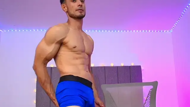 Adonys_Lewis_ live XXX chat