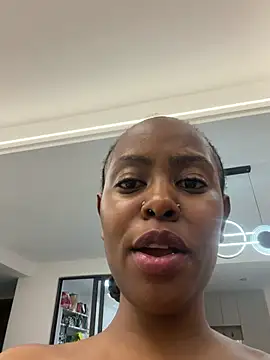 Chat +18 de Rose_berry ao vivo