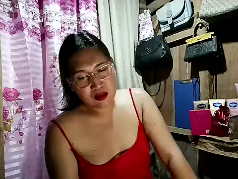 XXX chat uživo modela Romantic_Sabrina