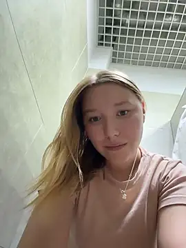 -NaughtyAngel-'s Live XXX Chat