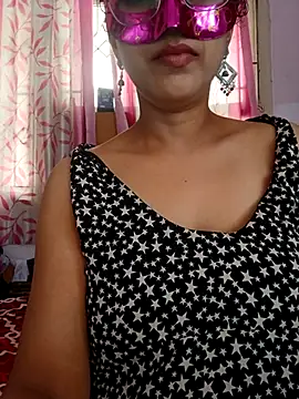 Chatroom XXX en direct de thanusi_2