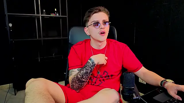 FelixStarkk Live XXX Chat