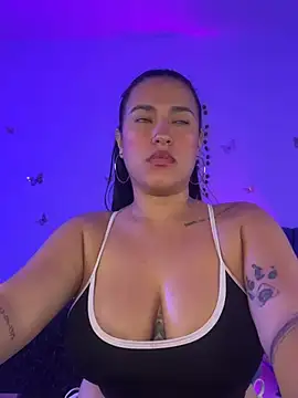Veronica__Olson_ Adlı Modelin Canlı XXX Sohbeti