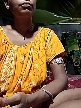 Sweet-runi লাইভ XXX চ্যাট
