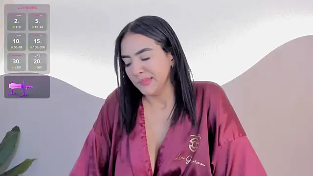 XXX chat uživo modela Lia_Guzman