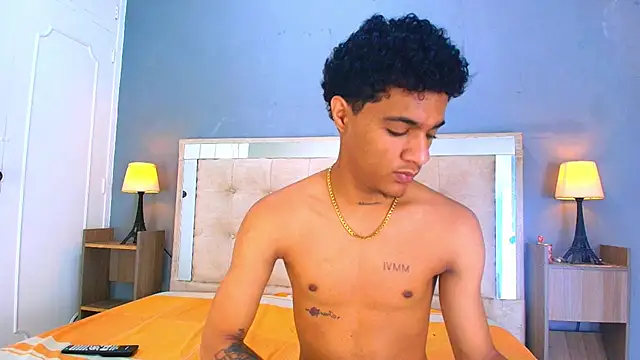 Chatroom XXX en direct de _Thiago12