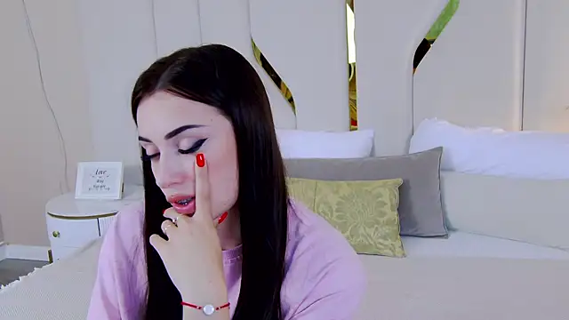 Betty_Bridge Adlı Modelin Canlı XXX Sohbeti