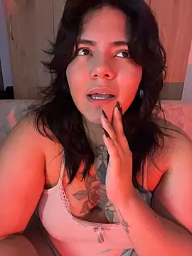 Chat +18 de JulianaCastillo ao vivo