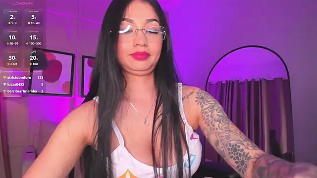 Chat +18 de Nahome_Kuperth ao vivo