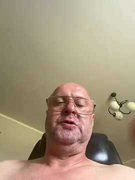 XXX chat uživo modela MichaelMartinM1