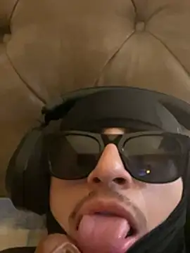 FantasticB1's Live XXX Chat