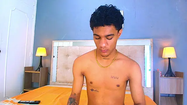 _Thiago12 – Naživo XXX chat