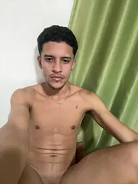 Jhannp's Live XXX Chat