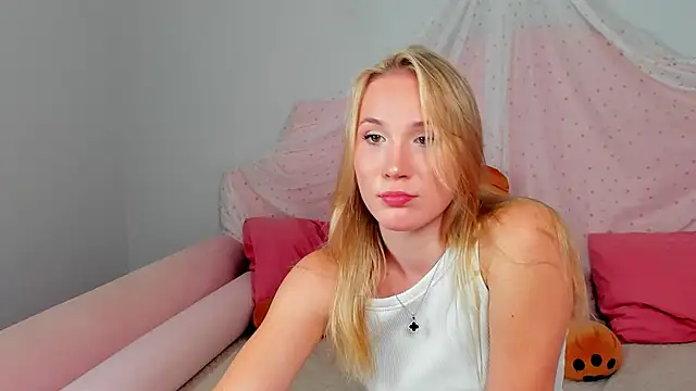 Chatroom XXX en direct de ElaraVoltage