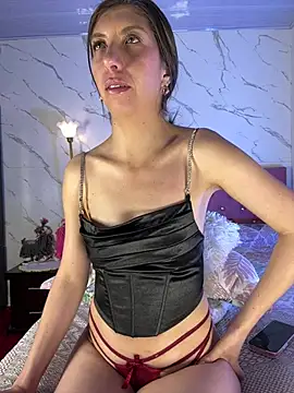 CamiKlein live XXX chat