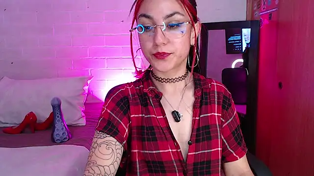 Amy66's Live XXX Chat
