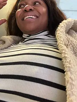Katie_lips Live XXX-Chat