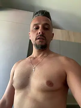 InsaneMattt: απευθείας συνομιλία ΧΧΧ